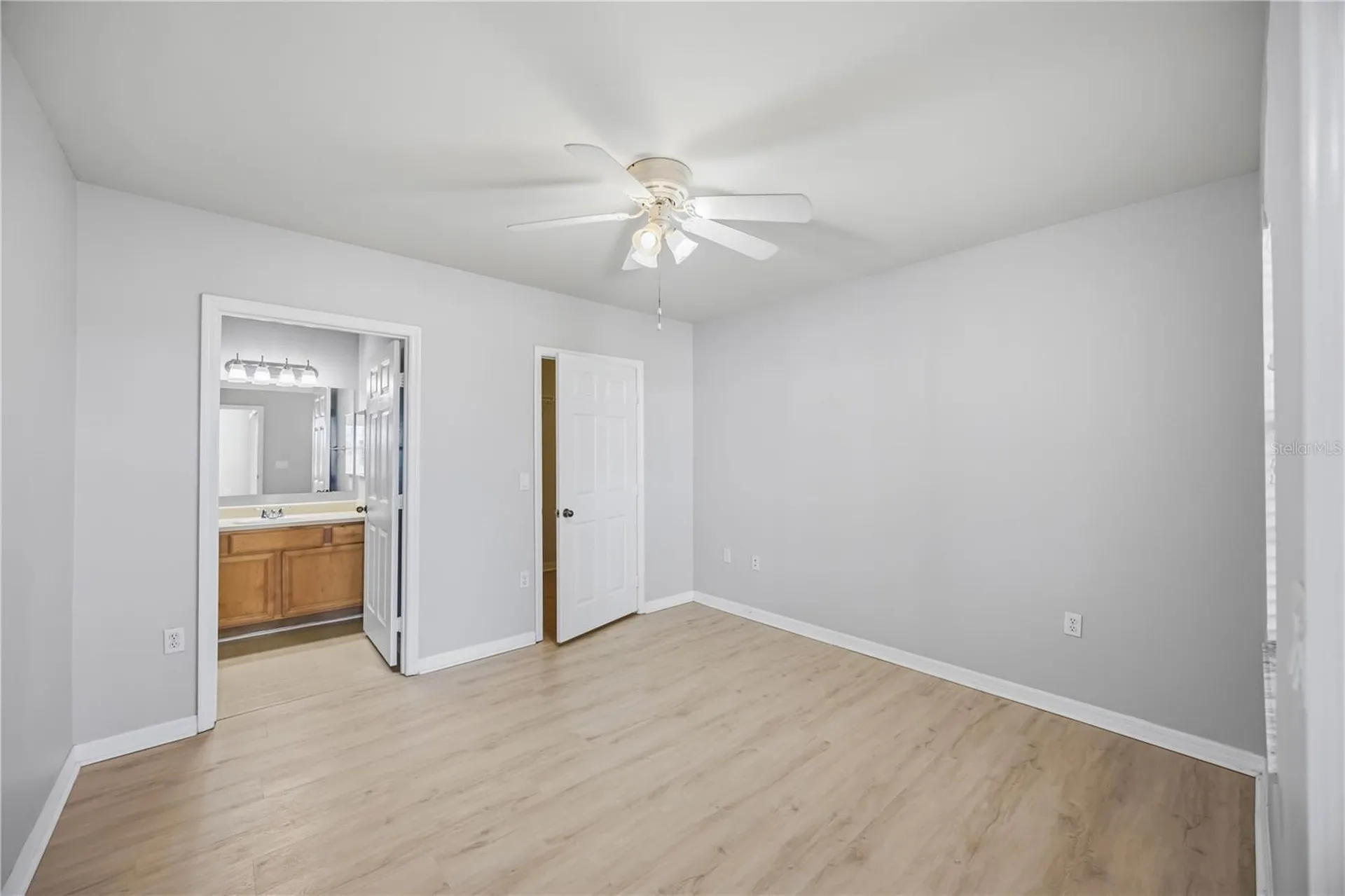 1195 Villagio Circle Sarasota FL 34237