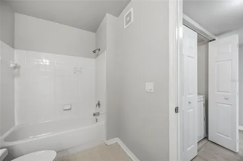 1195 Villagio Circle Sarasota FL 34237