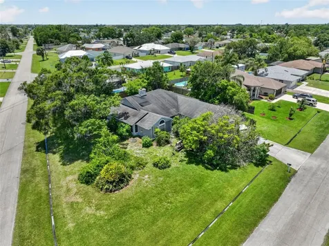 674 SE Starfish Avenue Port St Lucie FL 34983
