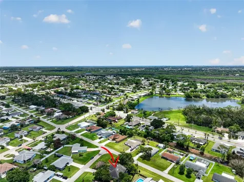 674 SE Starfish Avenue Port St Lucie FL 34983