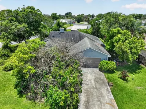674 SE Starfish Avenue Port St Lucie FL 34983