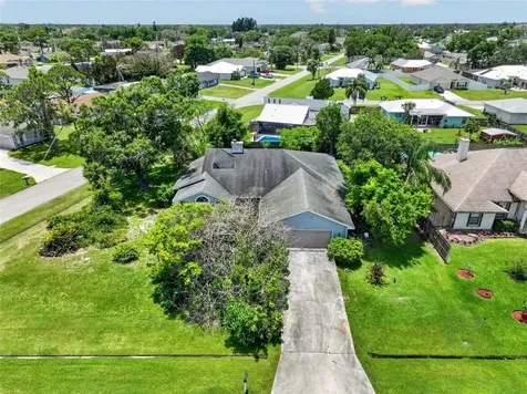 674 SE Starfish Avenue Port St Lucie FL 34983