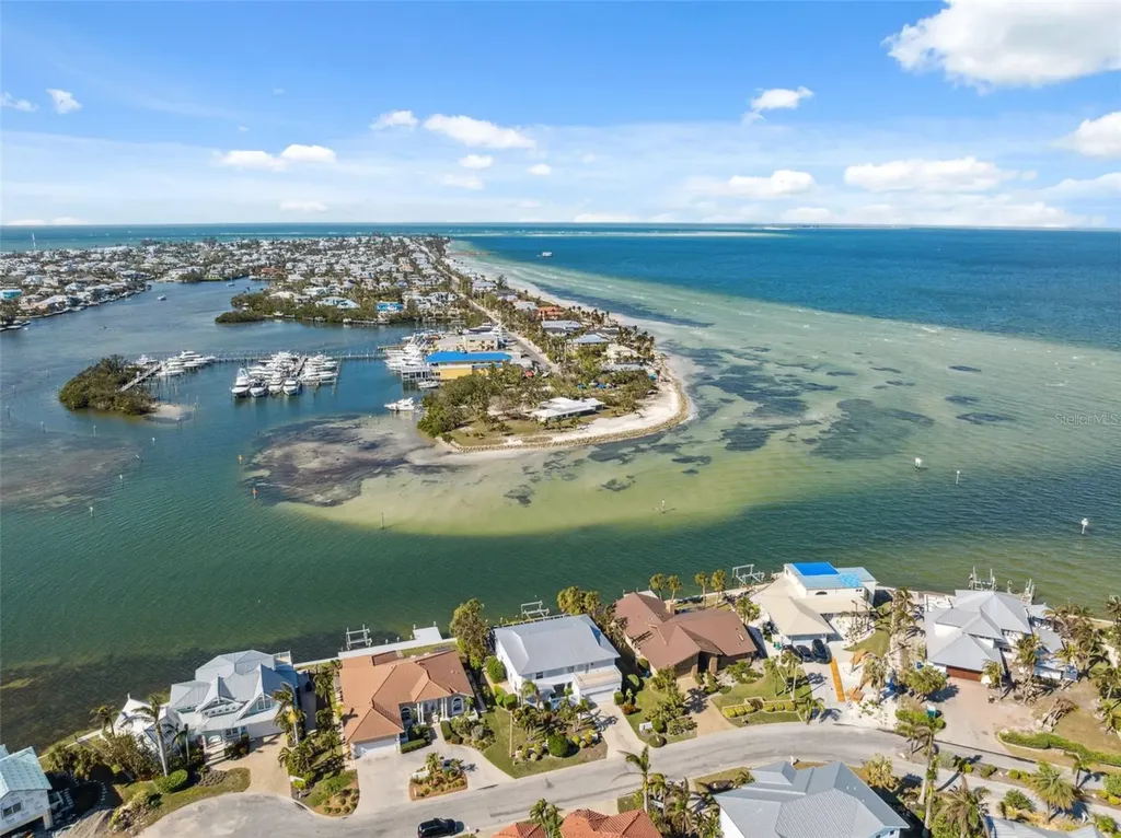 727 Key Royale Drive Holmes Beach FL 34217