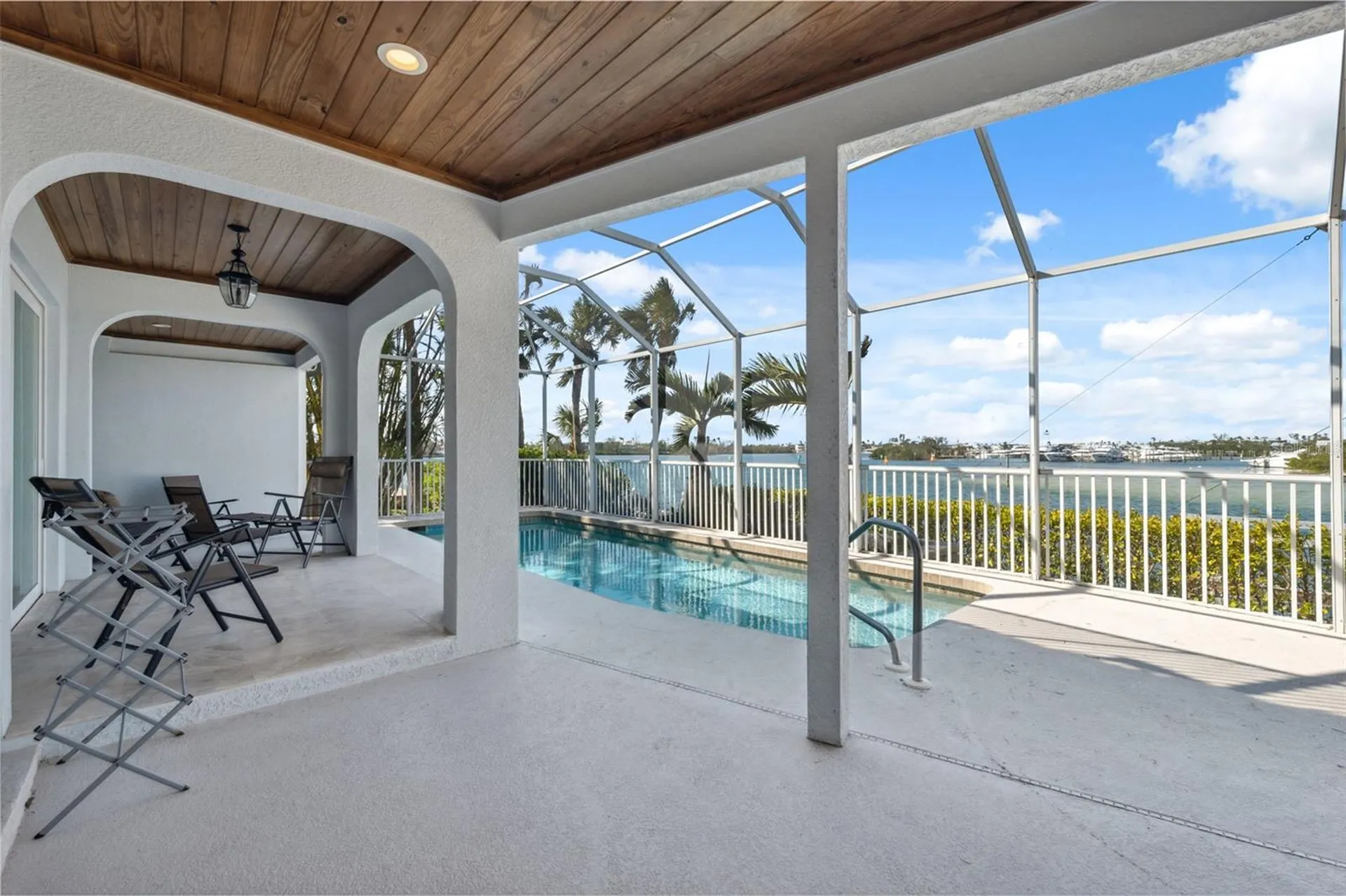 727 Key Royale Drive Holmes Beach FL 34217