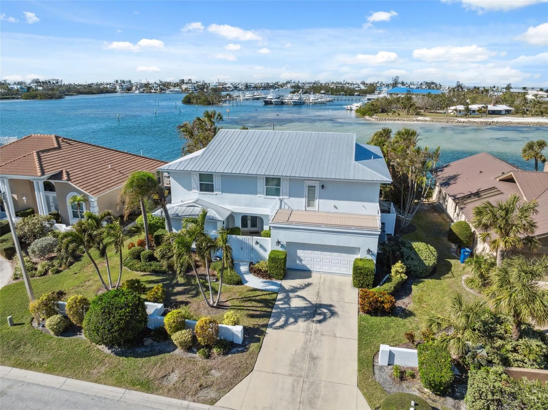 727 Key Royale Drive Holmes Beach FL 34217