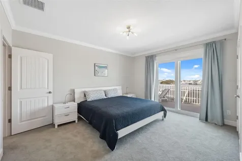 727 Key Royale Drive Holmes Beach FL 34217