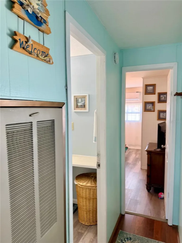 664 52nd Way S St Petersburg FL 33707
