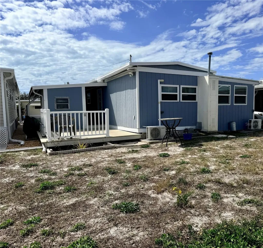 664 52nd Way S St Petersburg FL 33707