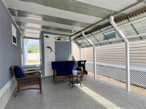 664 52nd Way S St Petersburg FL 33707