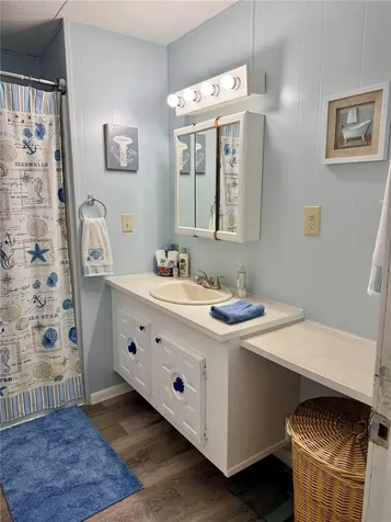 664 52nd Way S St Petersburg FL 33707