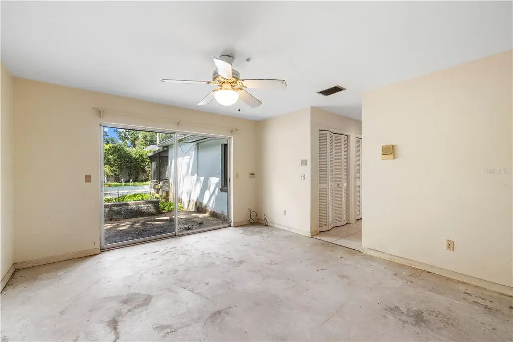 10309 Reclinata Lane Tampa FL 33618