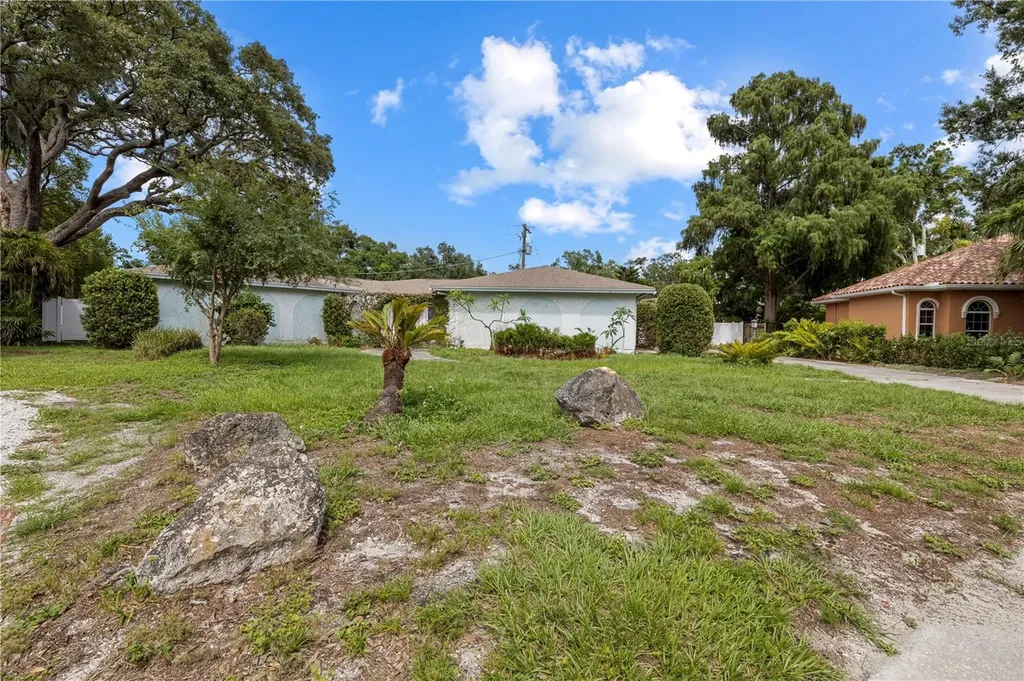 10309 Reclinata Lane Tampa FL 33618