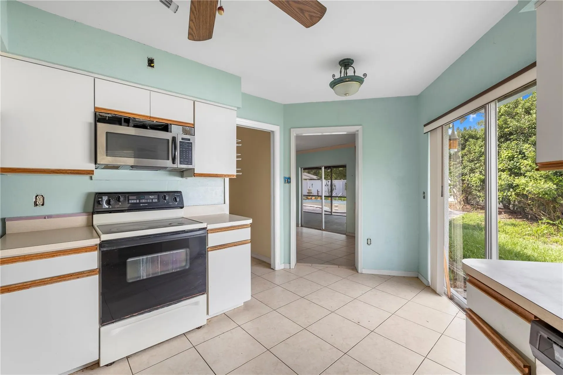 10309 Reclinata Lane Tampa FL 33618