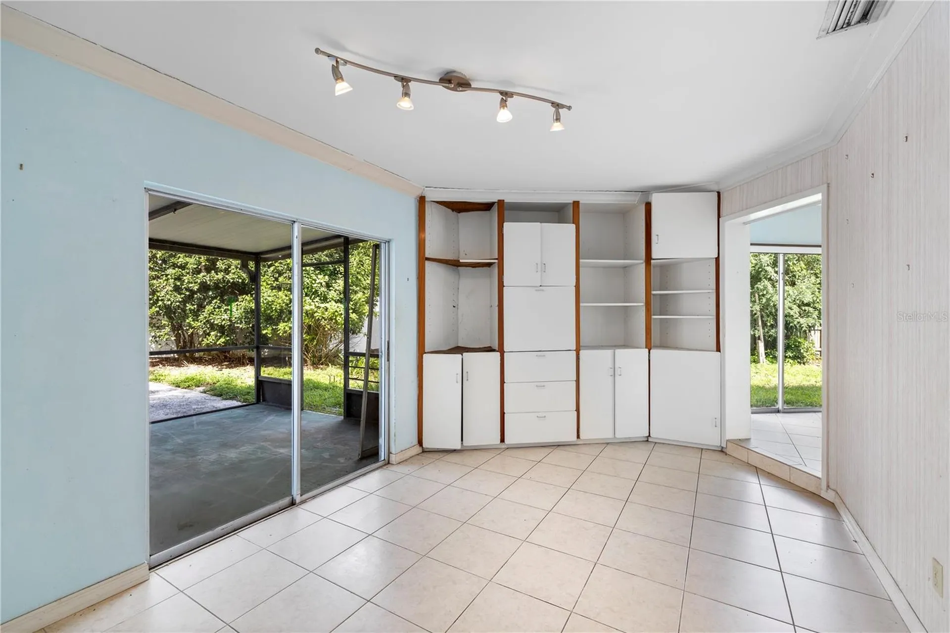 10309 Reclinata Lane Tampa FL 33618