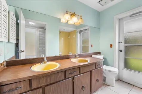 10309 Reclinata Lane Tampa FL 33618