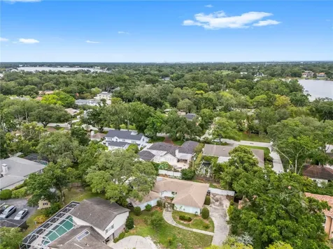 10309 Reclinata Lane Tampa FL 33618