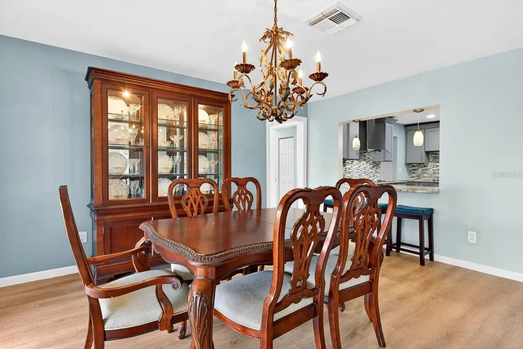 1612 Bentwood Drive Sun City Center FL 33573