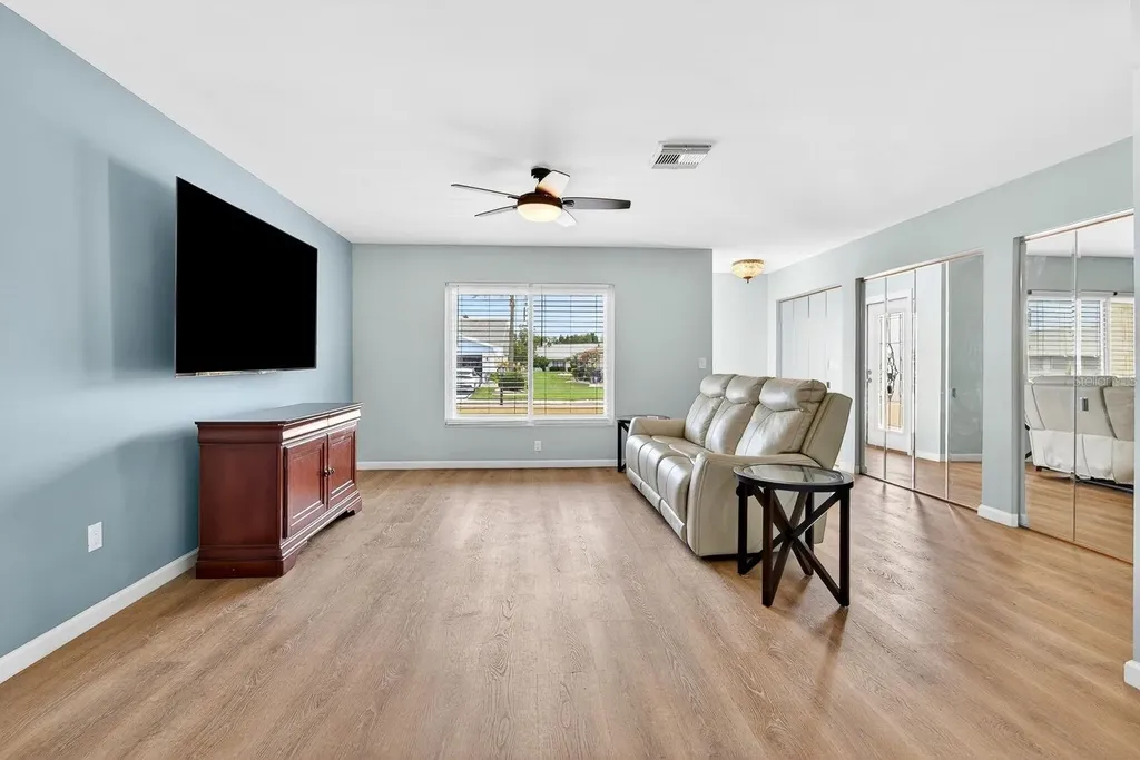1612 Bentwood Drive Sun City Center FL 33573