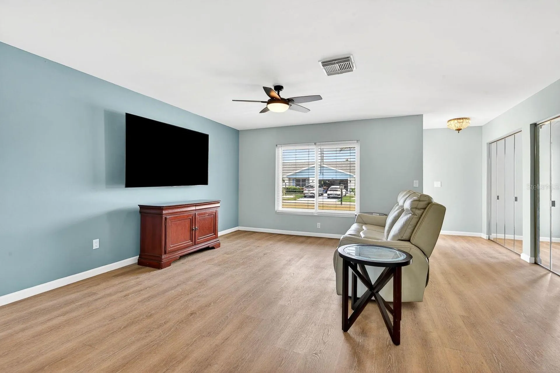 1612 Bentwood Drive Sun City Center FL 33573