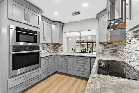 1612 Bentwood Drive Sun City Center FL 33573