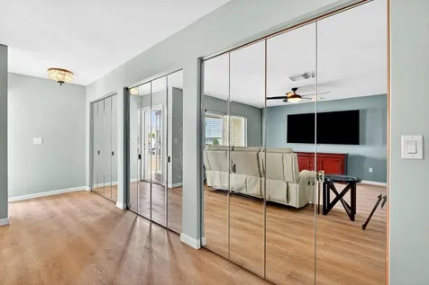 1612 Bentwood Drive Sun City Center FL 33573