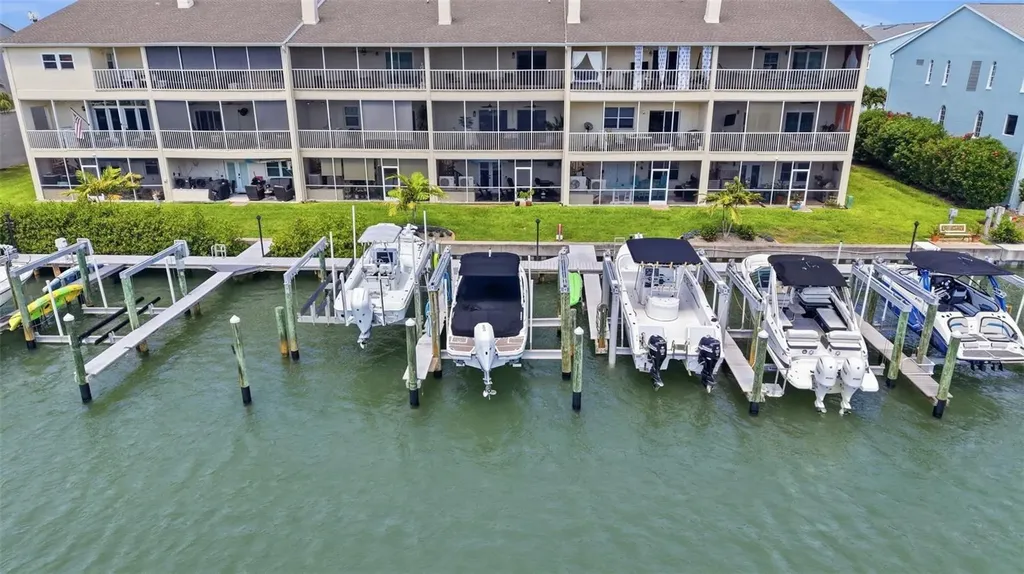 1109 Pinellas Bayway S Tierra Verde FL 33715