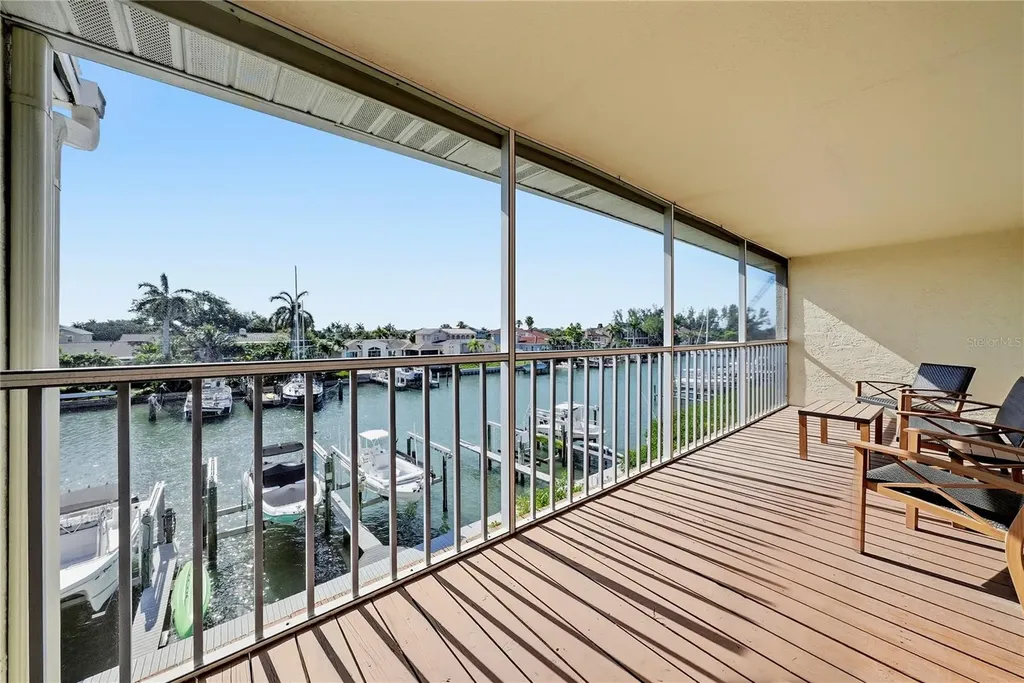 1109 Pinellas Bayway S Tierra Verde FL 33715