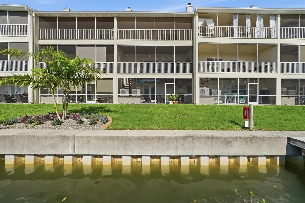 1109 Pinellas Bayway S Tierra Verde FL 33715