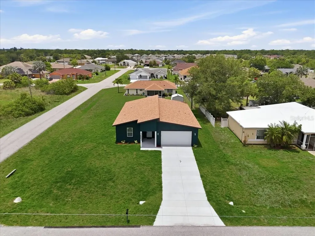 2683 Hopwood Road North Port FL 34287