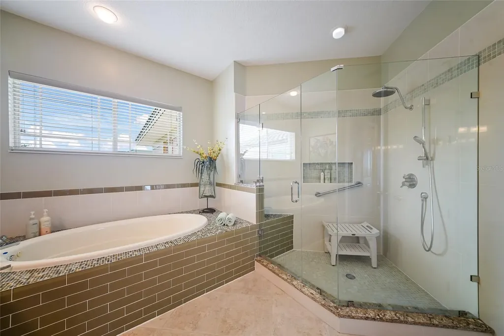 6435 Moorings Point Circle Lakewood Ranch FL 34202
