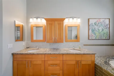 6435 Moorings Point Circle Lakewood Ranch FL 34202