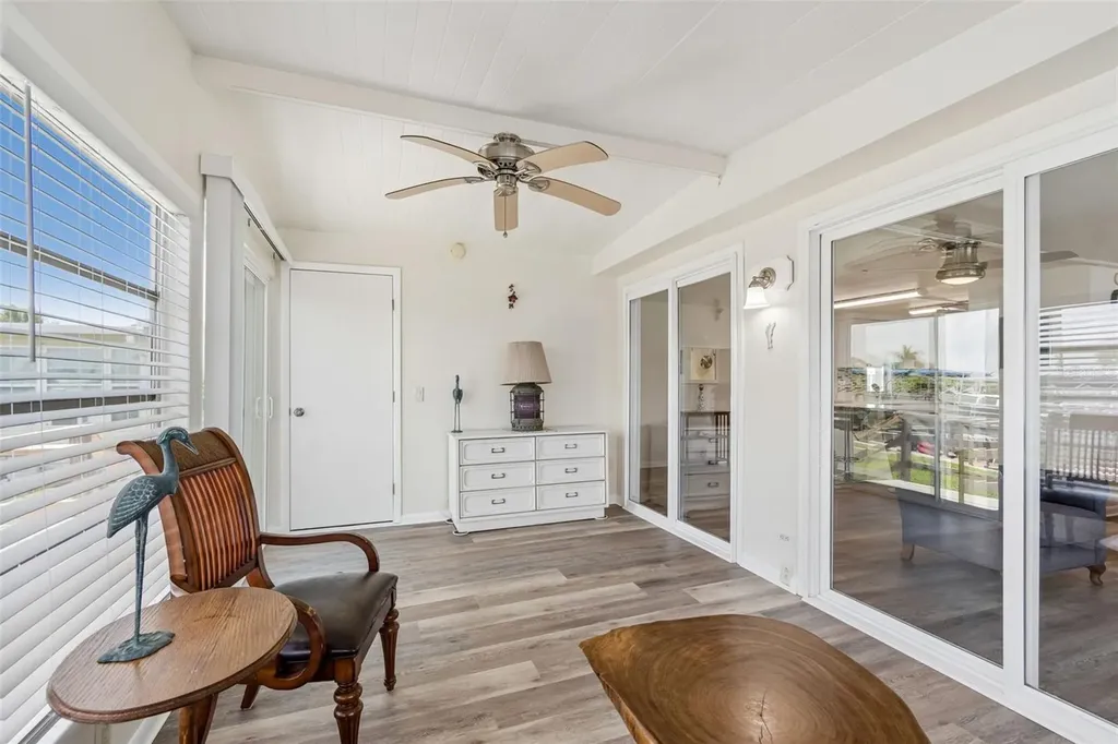 7186 Mount Arlington Drive NE St Petersburg FL 33702
