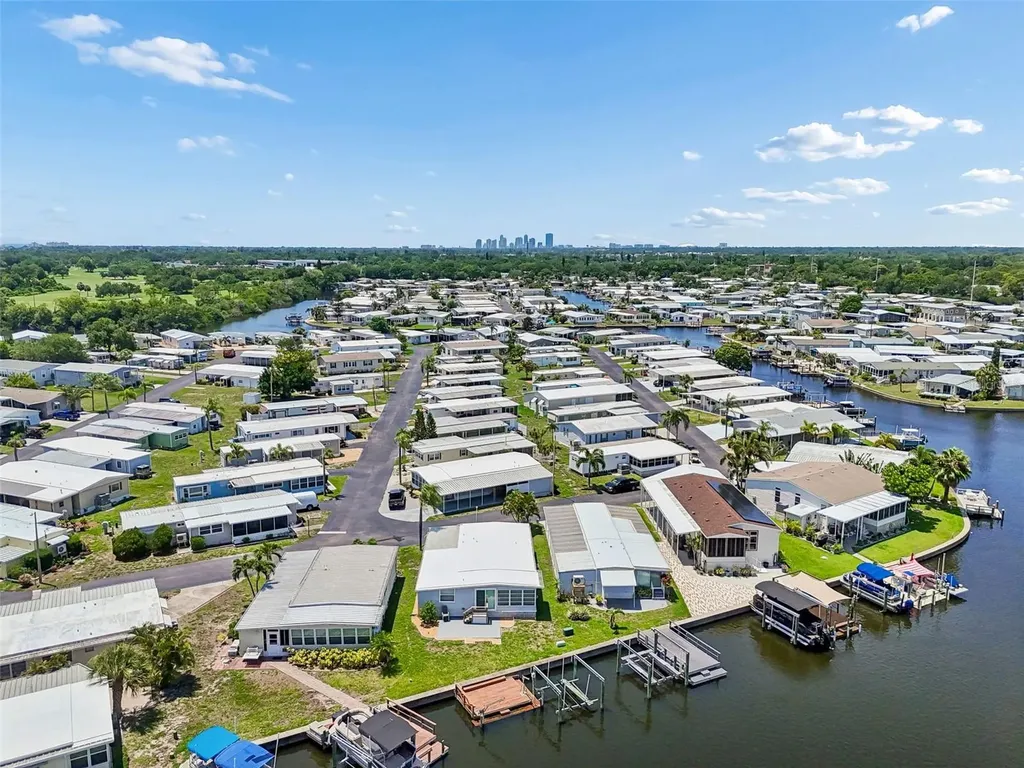 7186 Mount Arlington Drive NE St Petersburg FL 33702