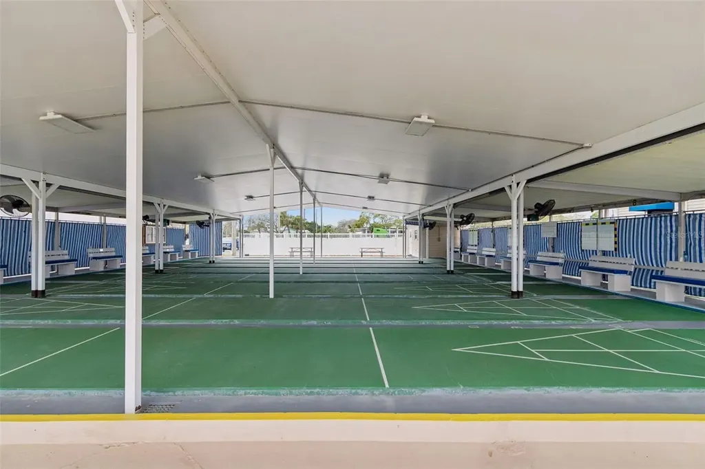 7186 Mount Arlington Drive NE St Petersburg FL 33702