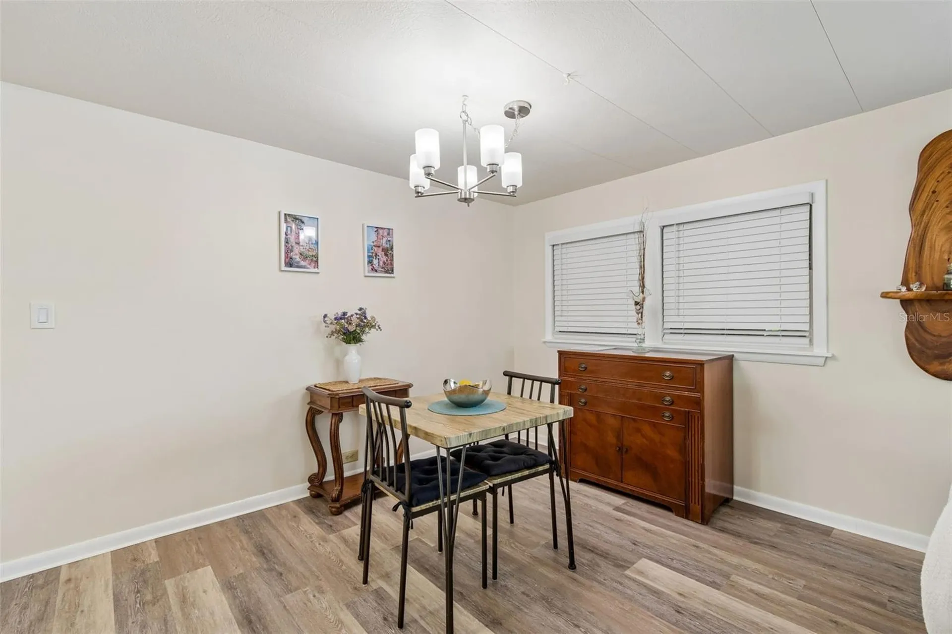 7186 Mount Arlington Drive NE St Petersburg FL 33702