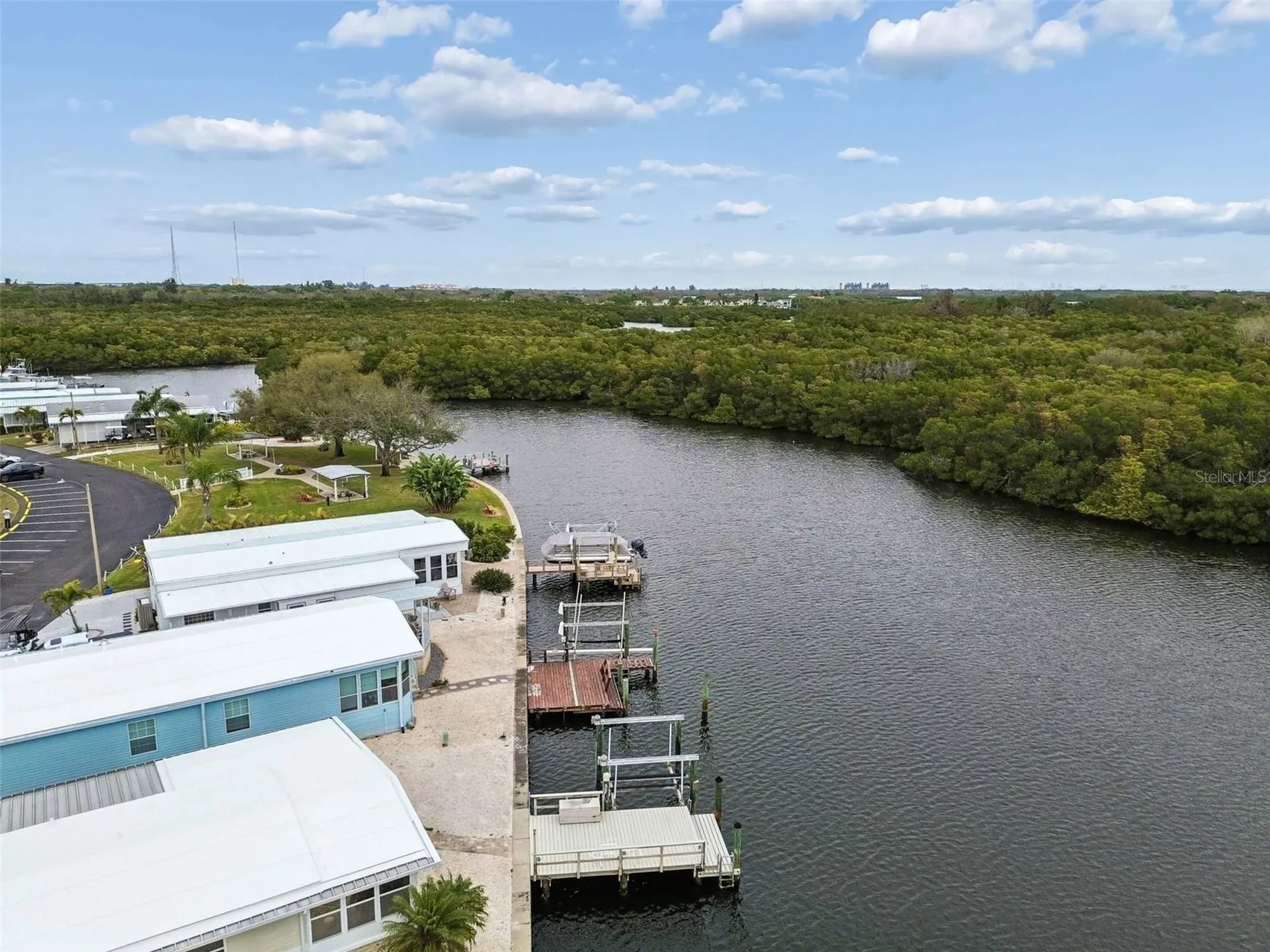 7186 Mount Arlington Drive NE St Petersburg FL 33702