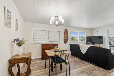 7186 Mount Arlington Drive NE St Petersburg FL 33702