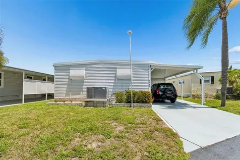 7186 Mount Arlington Drive NE St Petersburg FL 33702