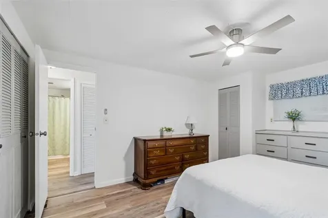 7186 Mount Arlington Drive NE St Petersburg FL 33702