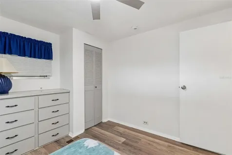 7186 Mount Arlington Drive NE St Petersburg FL 33702