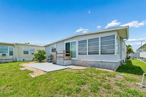 7186 Mount Arlington Drive NE St Petersburg FL 33702