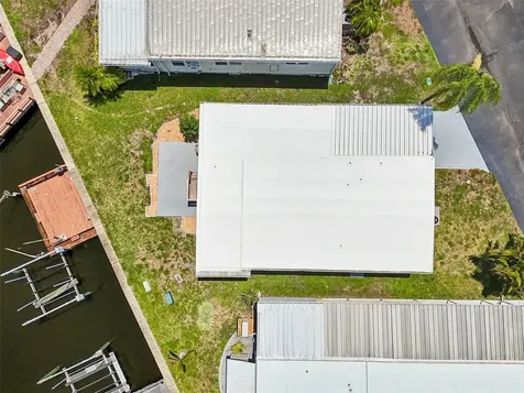7186 Mount Arlington Drive NE St Petersburg FL 33702