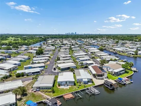 7186 Mount Arlington Drive NE St Petersburg FL 33702