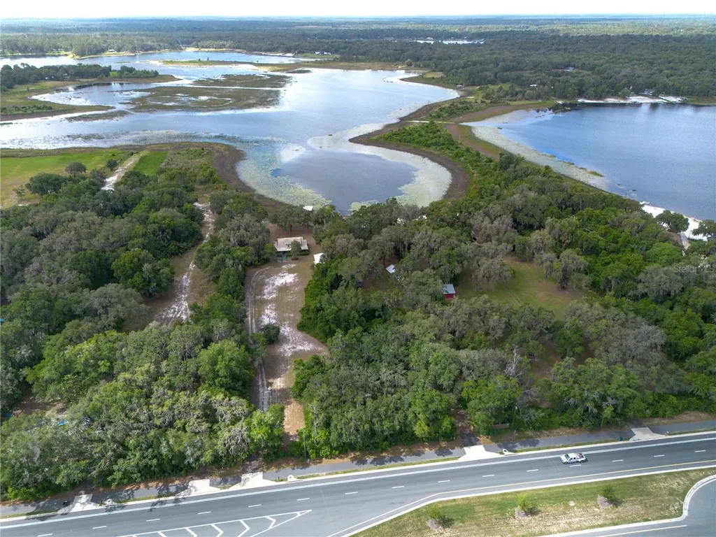 1847 State Road 20 Hawthorne FL 32640