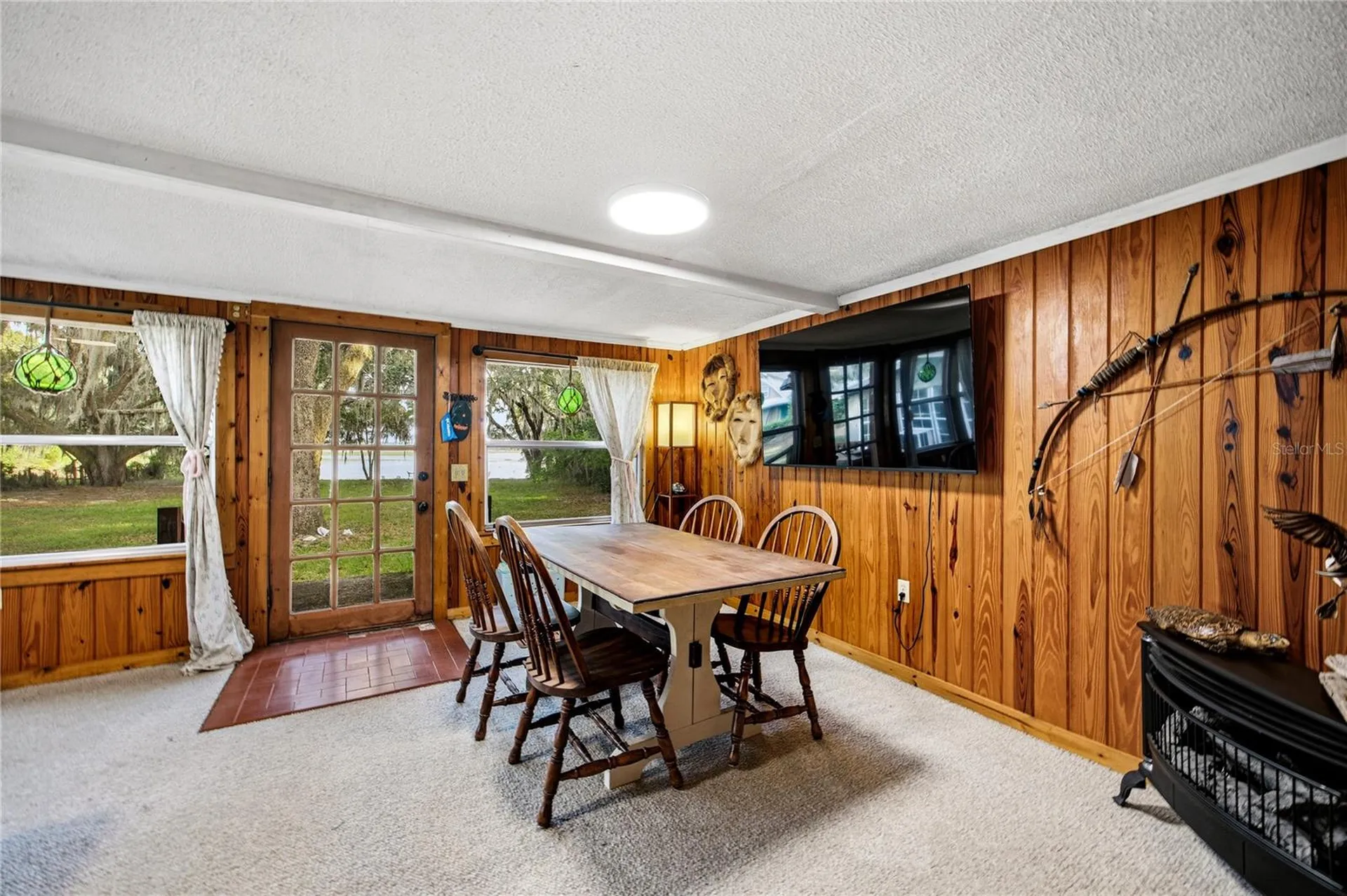 1847 State Road 20 Hawthorne FL 32640