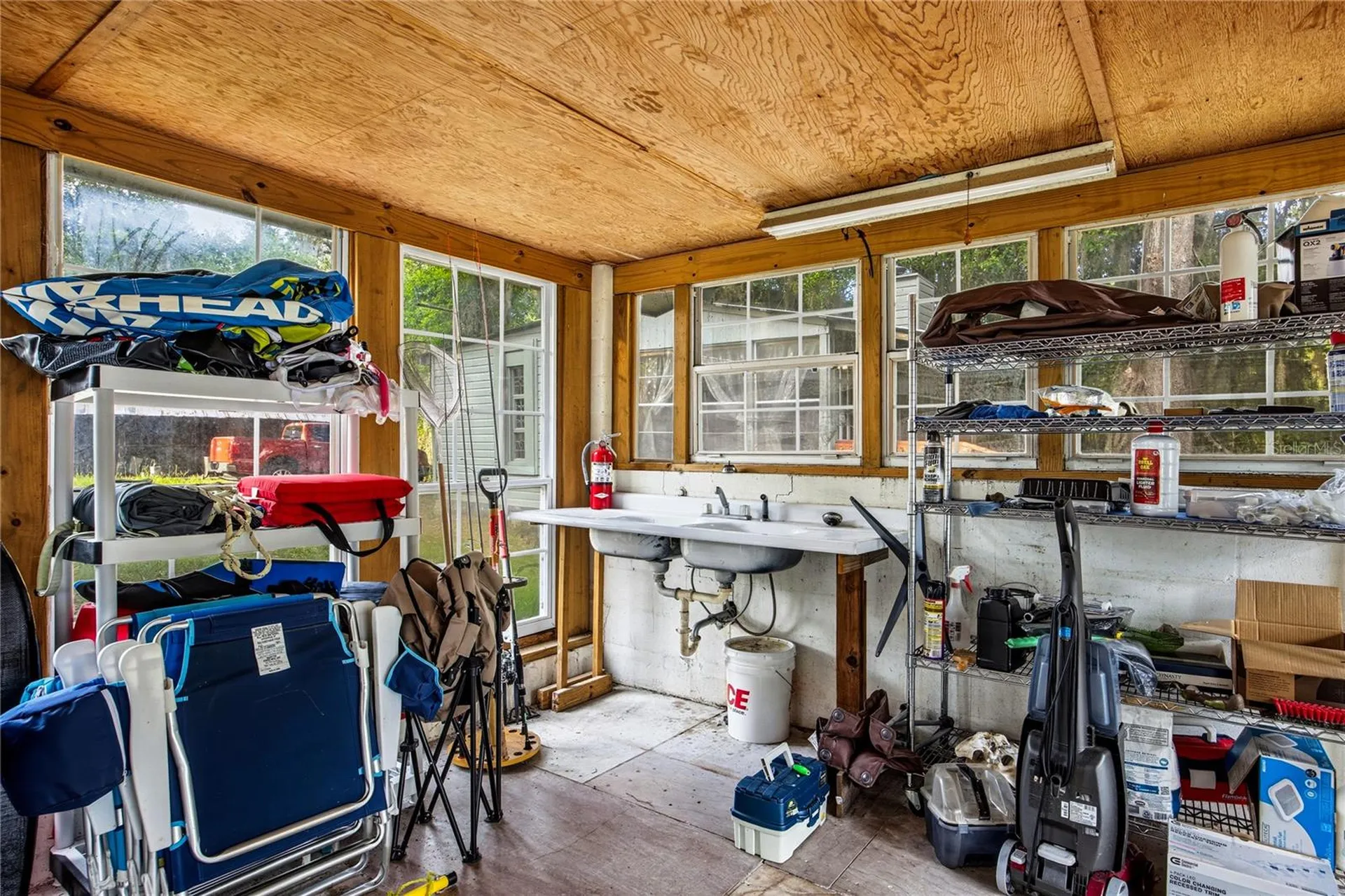 1847 State Road 20 Hawthorne FL 32640