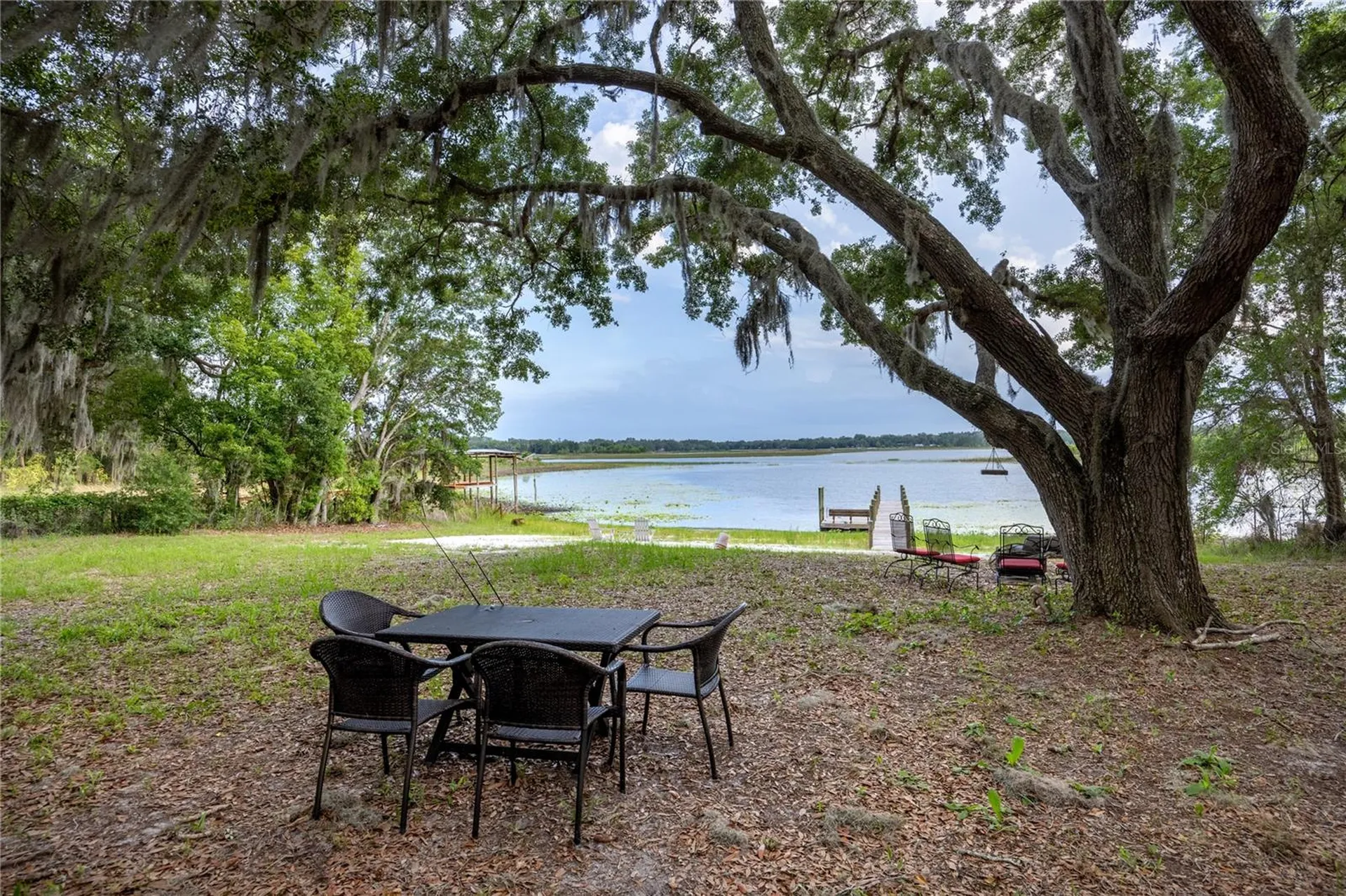 1847 State Road 20 Hawthorne FL 32640