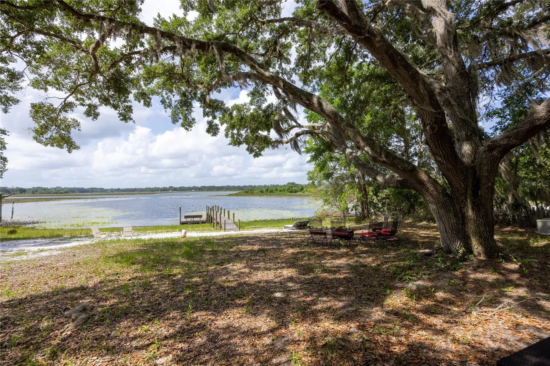 1847 State Road 20 Hawthorne FL 32640