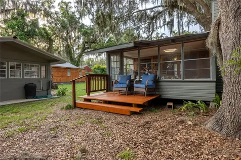 1847 State Road 20 Hawthorne FL 32640