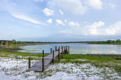 1847 State Road 20 Hawthorne FL 32640